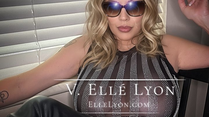 Elle Lyon Is A Woman Who Knows What She Wants PORNMEKA