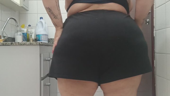 Bbw In Fart In The Bathroom And Bedroom Pornmeka