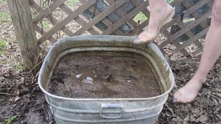 Fifi loses a brand new pair of clear jelly heels into her bin of mud *NEW*