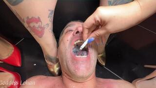 3 Powerful Queens Use This Pathetic Old Man’s Mouth as an Ashtray