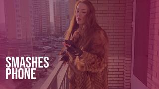 SMASHES PHONE Baby Di crushes phone in high heels