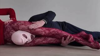 Scissors in red tights, this is my relaxation of power (Scissorhold scissors scissor)