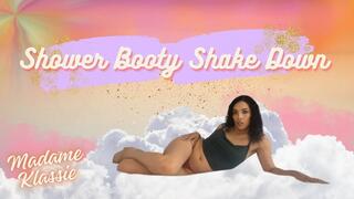 Watch the Peach shake while Soaking Wet