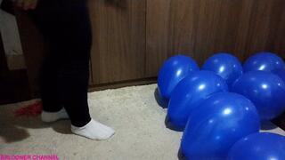 Estourando balões pisando com os pés