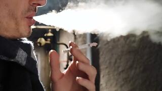 Smoking Eve 120s in the night 1303225