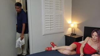 Towel delivery escalates quickly into dick delivery 4K