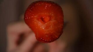 SWEET STRAWBERRY BLISS