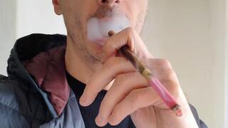 Smoking Sobranie Magenta 100's with long holder 130325