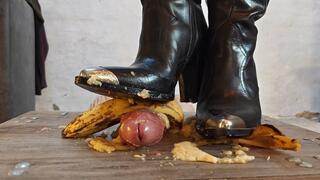 Banana Split w cumshot ;)