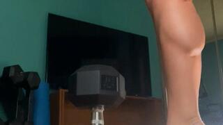 Dumbbell Barefoot Flex