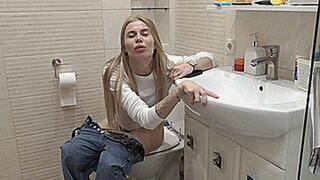 Very loud toilet! MP4