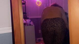 Smoky masturbation (Marlboro red 100s)