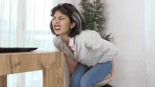 Mayla and the terrible stomach ache (MOBILE VERSION WMV)