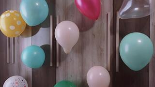 ESTOURANDO BALOES COLORIDOS DO ARMARIO