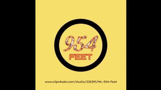 Giantess cleo Stinky feet size 11 FJ & MAJOR CUMBLAST (my biggest load thus far) (week and a half load)