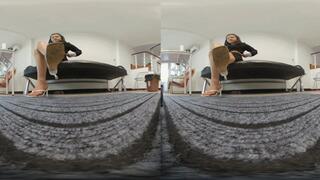 3DVR180 degree ERER high heel sandal DANGLING POV rolled -6K