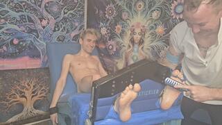 Rox Tickle Chair Series : Twink Jayce