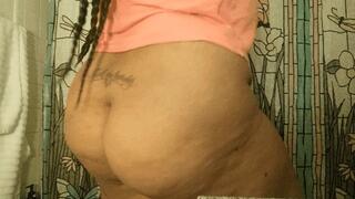 Francesca's "Smack it, Spread it, Shake it"!!