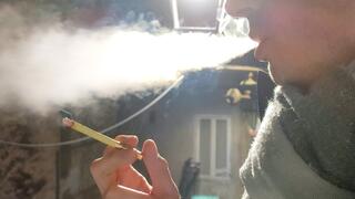 Smoking Sobranie Green 100s at night 200325 4K