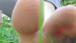 A Day in the Garden Where Memories Come Alive Through the Joyful Crush of Toy Cars as a Playful Giantess 720HD