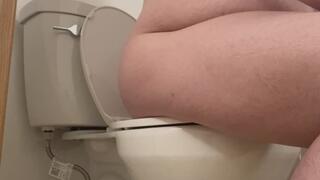 Peeing and farting while plopping