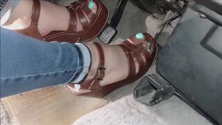 Cranking revving hard driving wedges