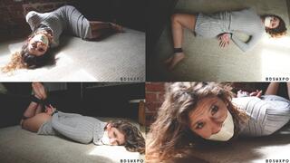 Chloe Hunt 2 - Bound in Grey