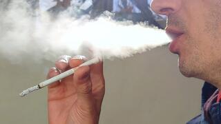 Smoking EVE 120s Sunlight 190325 4K