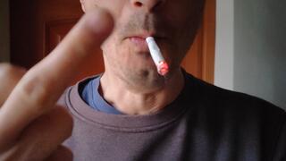 Smoking Muratti Red 100s Middle finger 310325