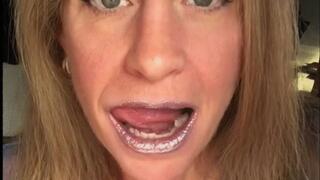 LIPS OF SILVER AND GOLD