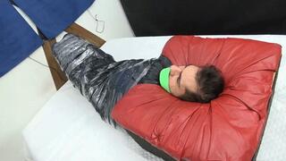 PAWG AND MILF GODDESS FART ATTACK PART 1 BY BIA MELLO , SCARLET WHITE AND DANIEL SANTIAGO CAM BY ALINE FULL HD