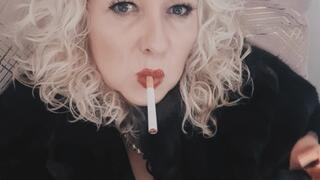 Smoker MILF sends you a smoke selfie video what to expect when you visit her today