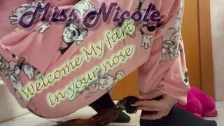 Welcome My fart in your nose