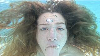 Nathalias Underwater Blowjob JOI 1080p