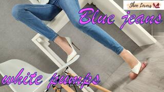 Secretary white pumps: shoejob, cock trample, heel insertion