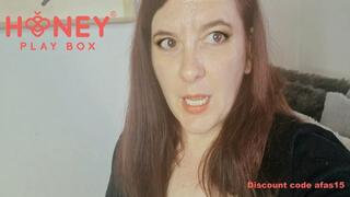 Gorgeous Italian MILF Has A Fantastic Orgasm With Terri From Honeyplaybox 1080HD