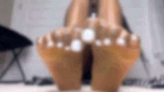 Big Ebony Foot & Toe Play