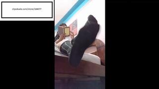 Caribean_feet11 itchy black socks reading