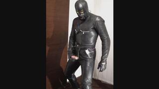 PERVERTED LEATHER SPERM PIG