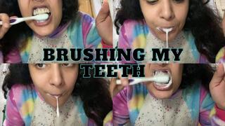 BRUSHING MY TEETH IN PAJAMAS