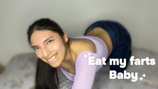 The sweet Lulu feels gassy and invites you to eat it all