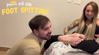 Princess Hello Kitty - Foot Spitting 740p