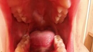 Zlata and her Little Fan (Noughty Giantess) 6K VR360