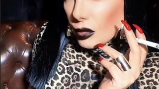 Dunhill White 100 - Come and smell your stepmother's nicotine-spiked breath, come closer