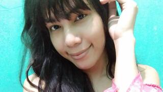 Dreamgirl Cindy showing off in a SFW video