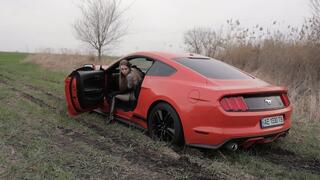 Chloe gets lost on a country road