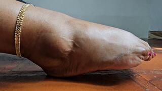 Balbina Big Feet Dildo Footjob Queen