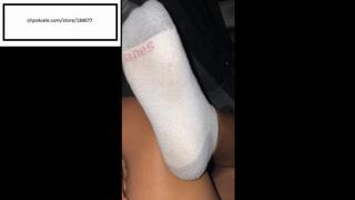 Delicious sweaty itchy hanes in car to driver's dismay