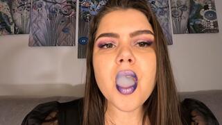 Smoke & Vape Show: Shiny Lips Edition