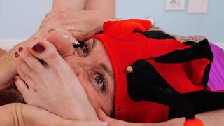 Feet fight challenge: Creamy Valerie VS Crazy Eleonore